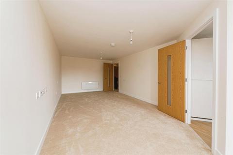 2 bedroom apartment for sale, The Moors, Thatcham