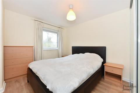 Flat 5, Rogers Court, 5 Premiere Place, London, E14 8SF
