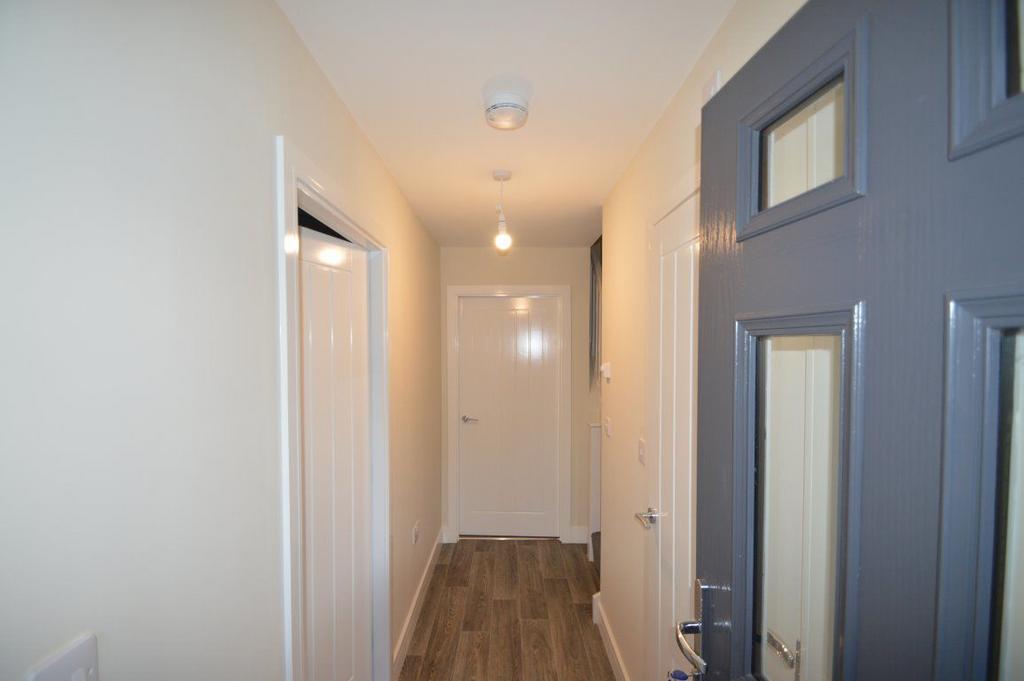 Bells Lane, Wordsley 2 bed semidetached house £835 pcm (£193 pw)