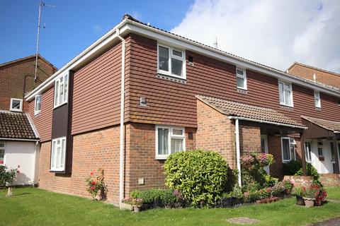 2 bedroom flat for sale, Osbern Close, Cooden, Bexhill on Sea, TN39