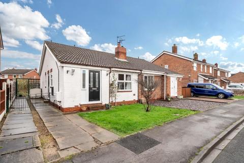 2 bedroom semi-detached bungalow for sale, Manor Close, Hemingbrough, Selby