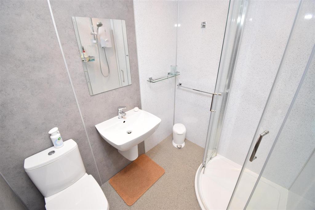 Shower room.jpg