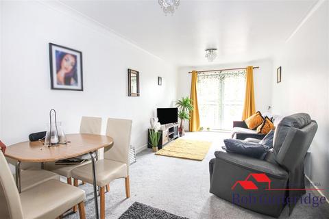 2 bedroom apartment for sale, The Mount St Georges, Newcastle, Staffs