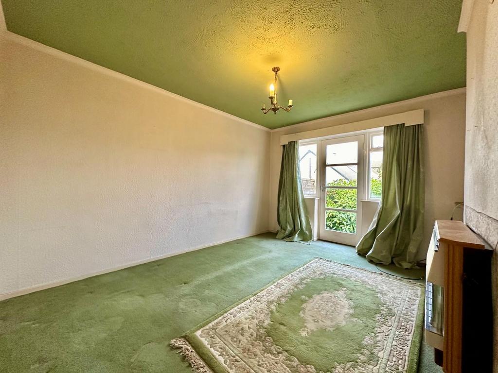 Sandgate, Kendal 3 bed semidetached bungalow for sale £170,000