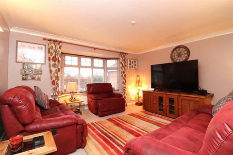 4 bedroom detached house for sale, Lowerdale, Elloughton, Brough
