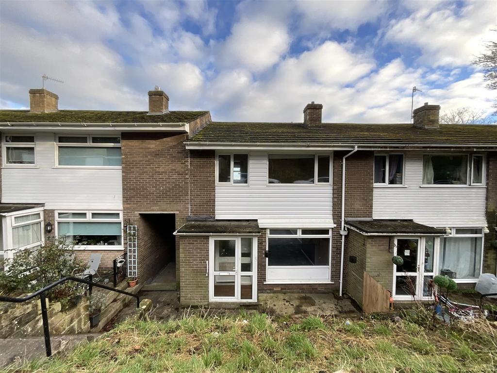 Parkfield Close, Scarborough 3 bed house for sale £130,000