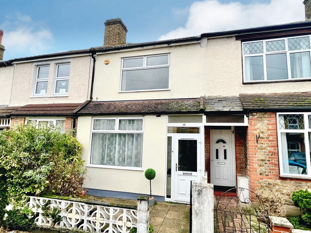 Gloucester Road, Dartford, DA1 2 bed terraced house for sale £350,000
