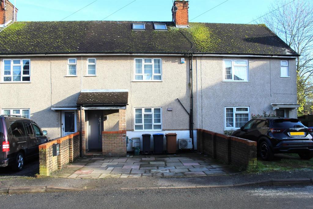 Swanley Crescent, Potters Bar EN6 4 bed terraced house for sale £550,000