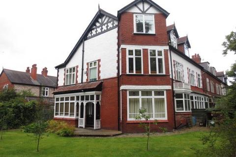 4 bedroom semi-detached house to rent - Carlton Road, Whalley Range