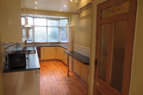 4 bedroom semi-detached house to rent - Carlton Road, Whalley Range