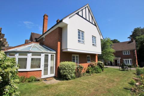 2 bedroom retirement property for sale, Harding Place, Wokingham, RG40