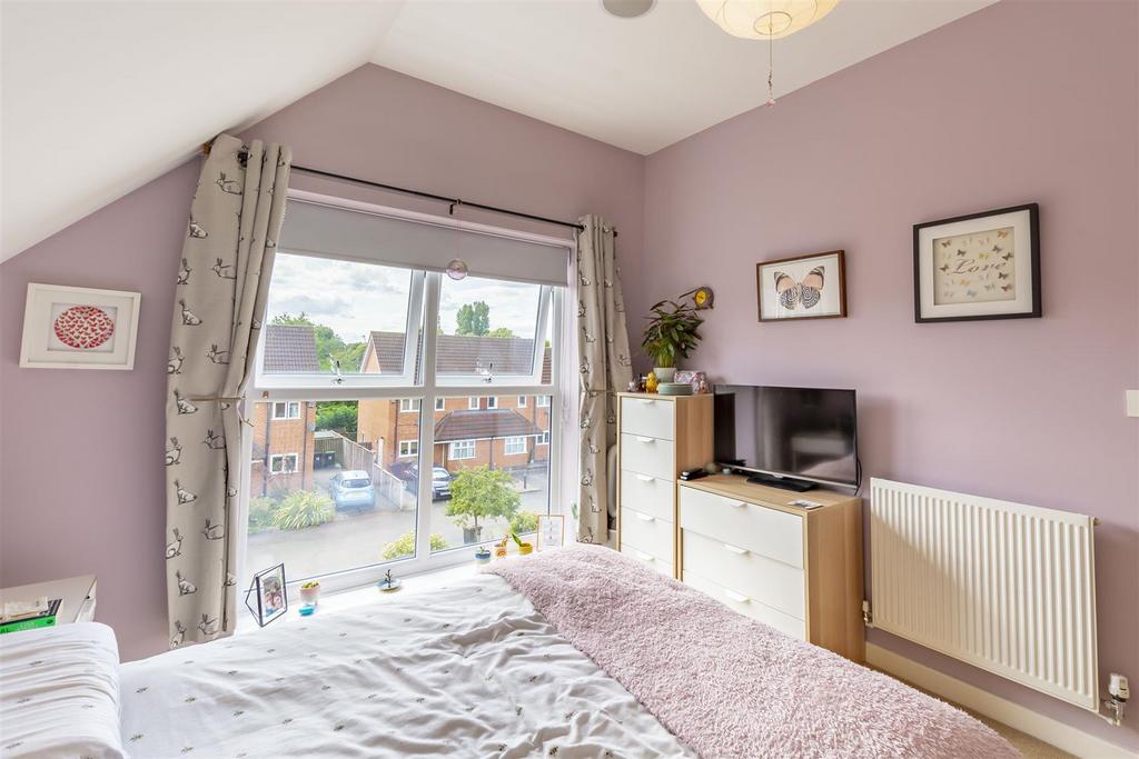 Bed 1  (5)-HDR copy.jpg