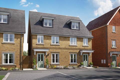 3 bedroom semi-detached house for sale, The Braxton  - Plot 18 at The Rowcrofts, The Rowcrofts, Rowcroft Road RG2