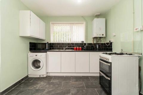 4 bedroom semi-detached house to rent, Orpen Gardens, Lockleaze