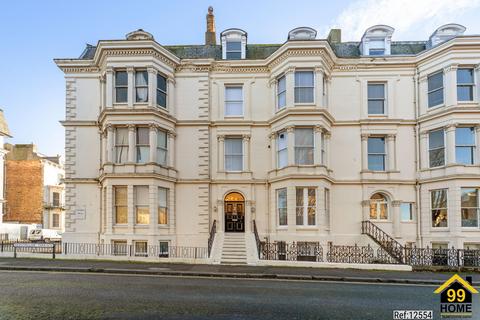 2 bedroom apartment for sale, Montpellier Court, Scarborough, North Yorkshire, YO11