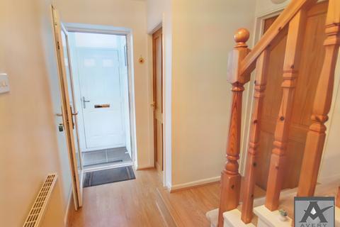 19 Wigmore Gardens, Weston-super-mare, BS22 9AQ