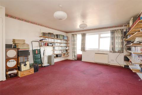 Flat 23, Concord House Coombe Road, New Malden, KT3 4RJ