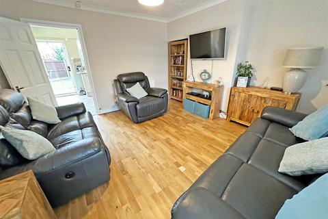 3 bedroom end of terrace house for sale, Henlow Road, Birmingham, B14 5DY