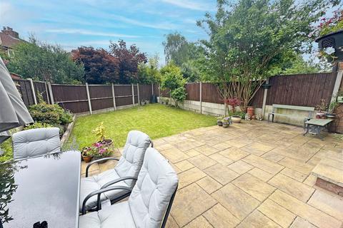 3 bedroom end of terrace house for sale, Henlow Road, Birmingham, B14 5DY