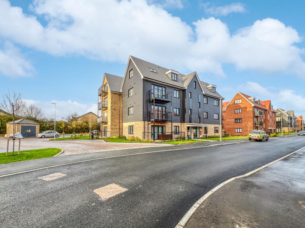 Sawston, Cambridge CB22 2 bed apartment for sale £315,000