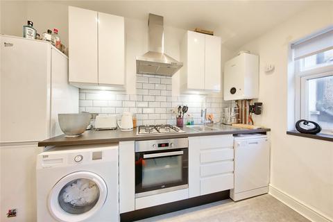 1 bedroom apartment to rent, Garratt Lane, SW17