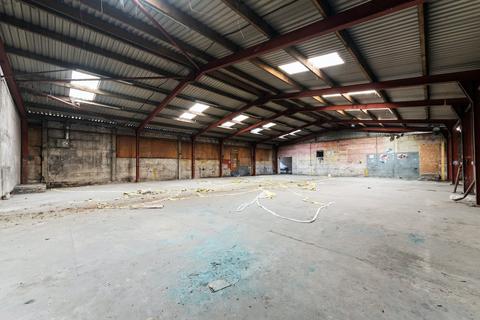 Industrial unit to rent - Mayday Road, Croydon CR7, 20-24 Mayday Road, Thornton Heath, CR7 7HL