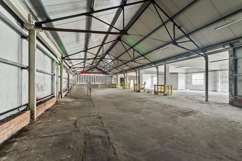 Industrial unit to rent - Mayday Road, Croydon CR7, 20-24 Mayday Road, Thornton Heath, CR7 7HL