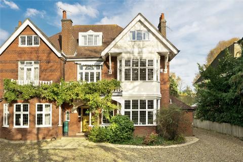 33 Corkran Road, Surbiton, KT6 6PL