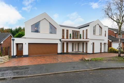 6 bedroom detached house for sale, Brinksway, Lostock, Bolton, BL1 5XG