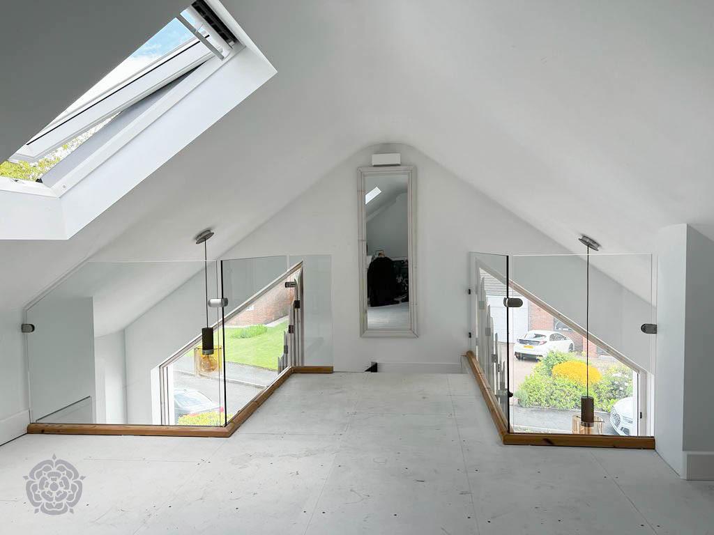 Mezzanine Bedroom 6