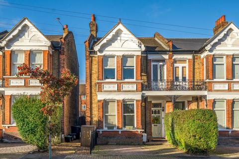 8 Sidney Road, Beckenham, BR3 4QA