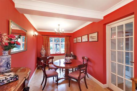 36 Brenchley Avenue, Gravesend, DA11 7RQ