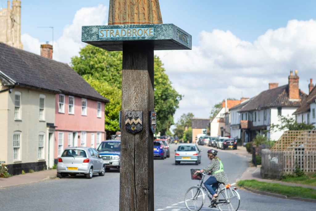 Stradbroke village sign