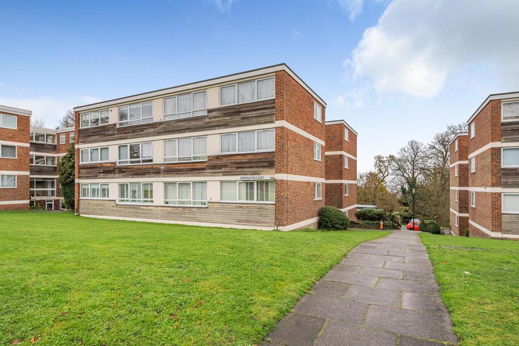 South Norwood Hill, South Norwood 2 bed flat for sale £275,000