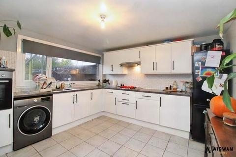 39 Adelphi Close, Hull, HU8 0SP