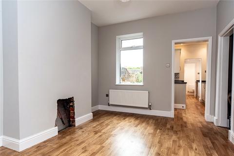 2 bedroom terraced house to rent, Shipton Street, York, YO30