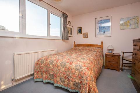 Elm Hatch Lane, Chartham, Canterbury, CT4 7LN