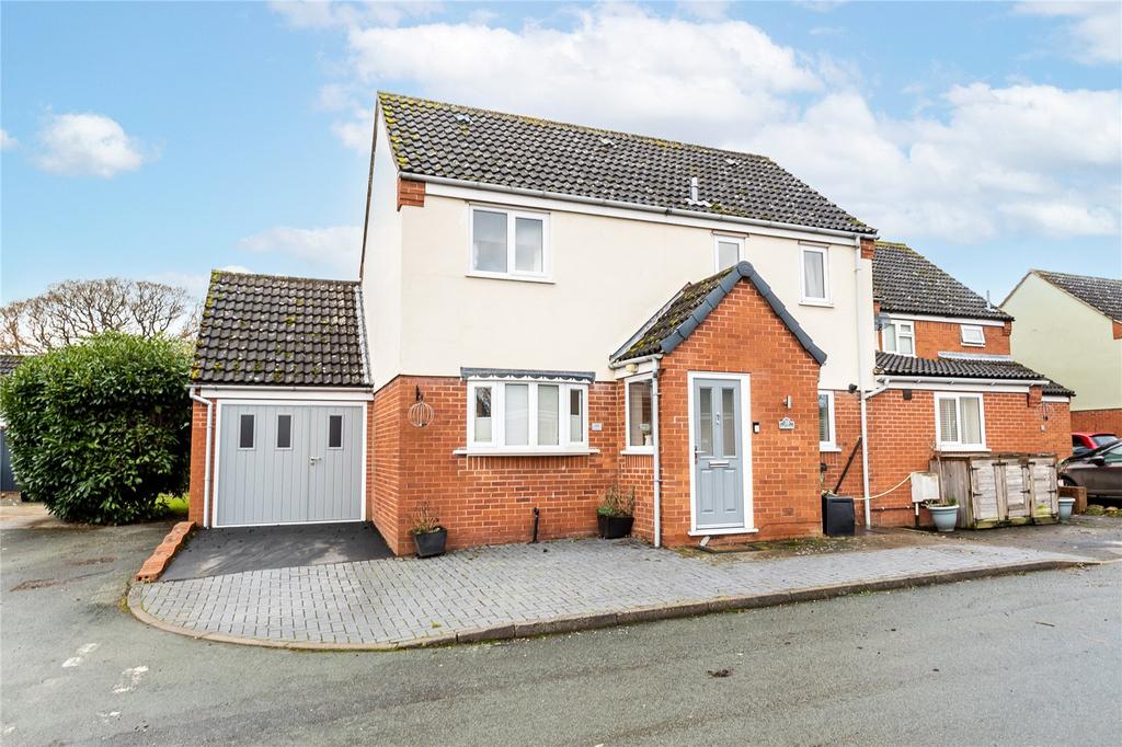 The Grove, Bomere Heath, Shrewsbury... 4 bed detached house for sale £375,000