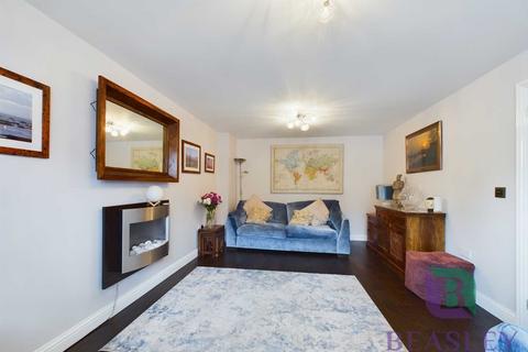 21 Harmans Cross, Broughton, Milton Keynes, MK10 7BN