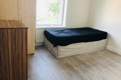 2 bedroom flat to rent, BEAUTIFUL 2 BED FLAT | COUNCIL TAX WATER INCL, London E10