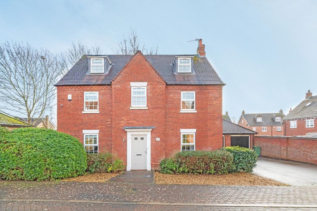 Barrow Upon Soar, Loughborough LE12 5 bed detached house for sale £