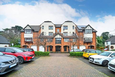 1 bedroom flat for sale, Beaumont Place, Isleworth, TW7