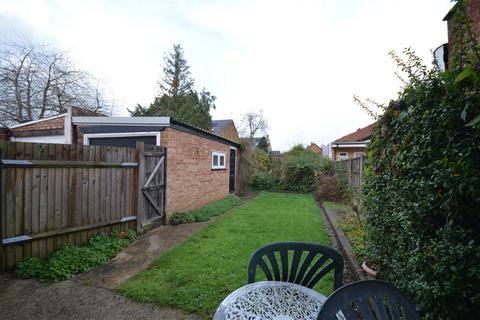 16 Ivanhoe Drive, Harrow, HA3 8QP