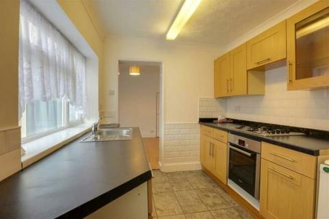15 Cambridge Road, Clacton-on-sea, CO15 3QJ