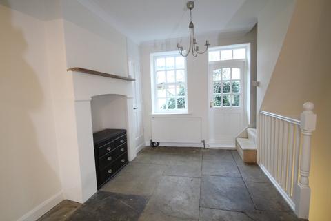 2 bedroom terraced house to rent, Spa Lane, Boston Spa, Wetherby, West Yorkshire, LS23