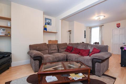 39 Beecham Road, Reading, RG30 2RA