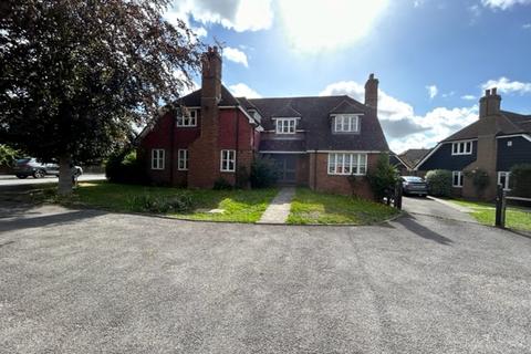 5 bedroom detached house for sale, Borton Close, Yalding, Maidstone, Kent