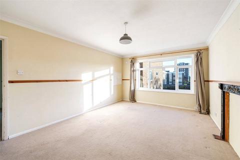 2 bedroom flat to rent, Rowlands Road, West Worthing, West Sussex, BN11