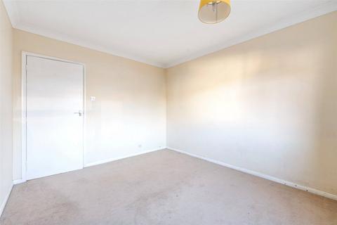 2 bedroom flat to rent, Rowlands Road, West Worthing, West Sussex, BN11