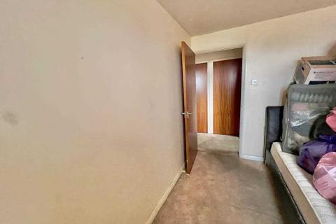2 bedroom apartment for sale, Lovegrove Drive, Burnham